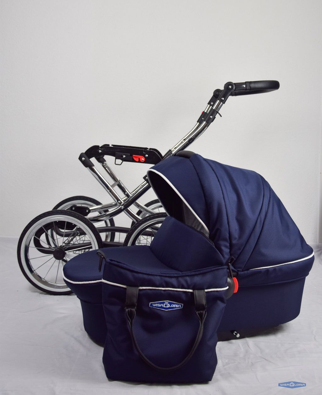 Royal-Blauer Kinderwagen, Detail